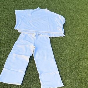 Frank & Eileen Soft White Knit top and joggers Top is size S and bottoms are XS